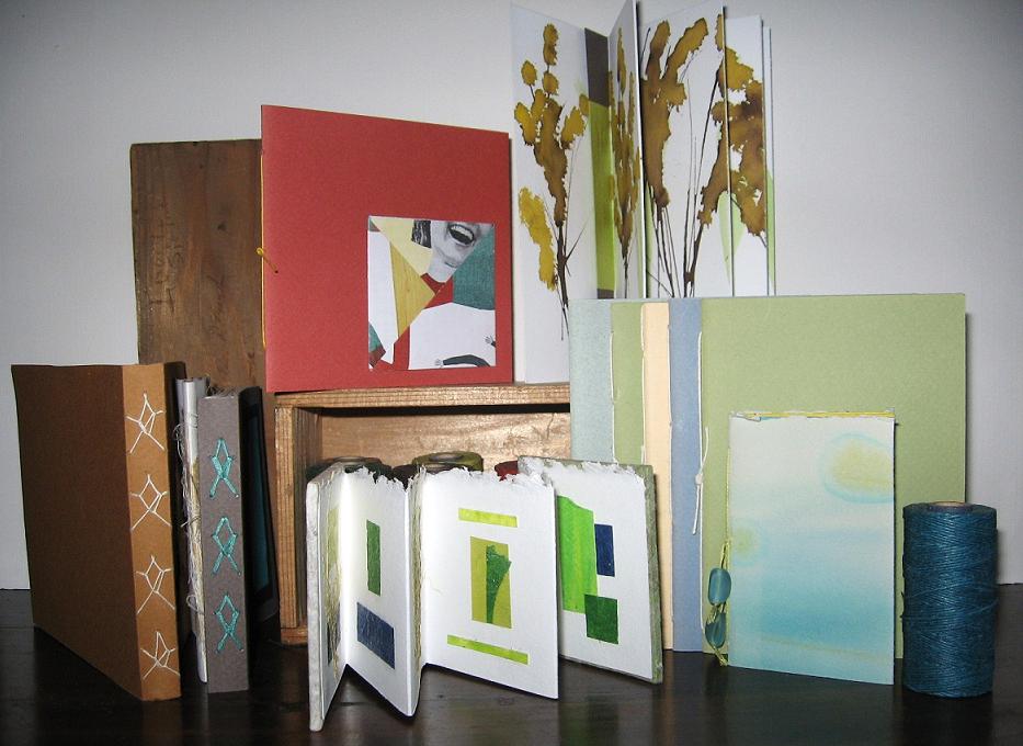 bookmaking_sampler (1) Handmade books displayed